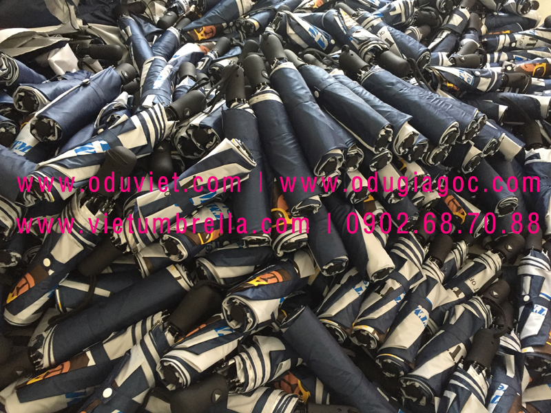 xưởng sản xuất ô dù cầm tay in logo quảng cáo